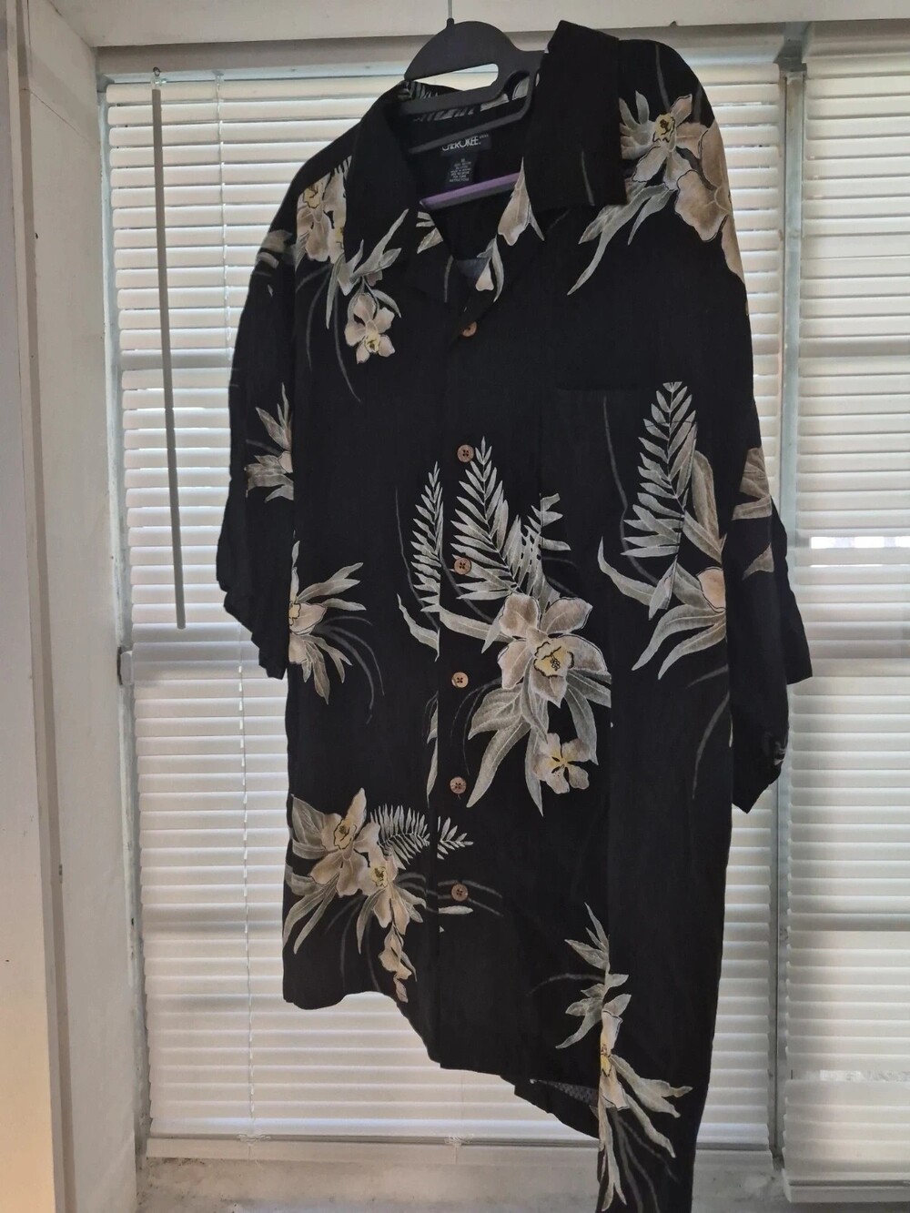 Men's XL Cherokee Button Up
